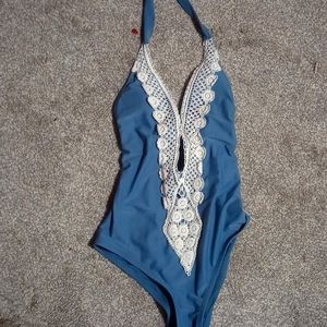 Women's size Small Wossiuo swim wear